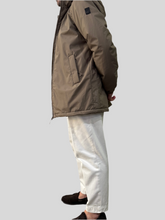 Carica l'immagine nel visualizzatore di Gallery, GIUBBOTTO CENSURED