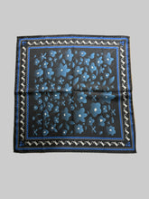 Carica l'immagine nel visualizzatore di Gallery, Foulard NINO SALZANO
